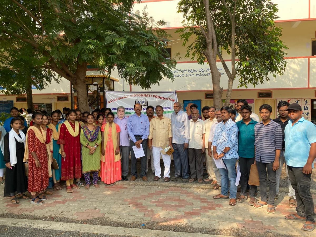 Students and staff group photo at Vidyonnati Foundation event